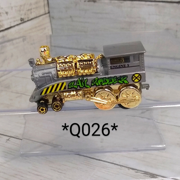 Mattel Hot Wheels 1995 RAIL RODDER Engine 5 Plastic Gray Gold Toy Train Engine - Picture 11 of 11